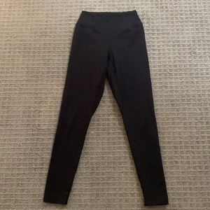 Balance Athletica Ascend pant in Midnight